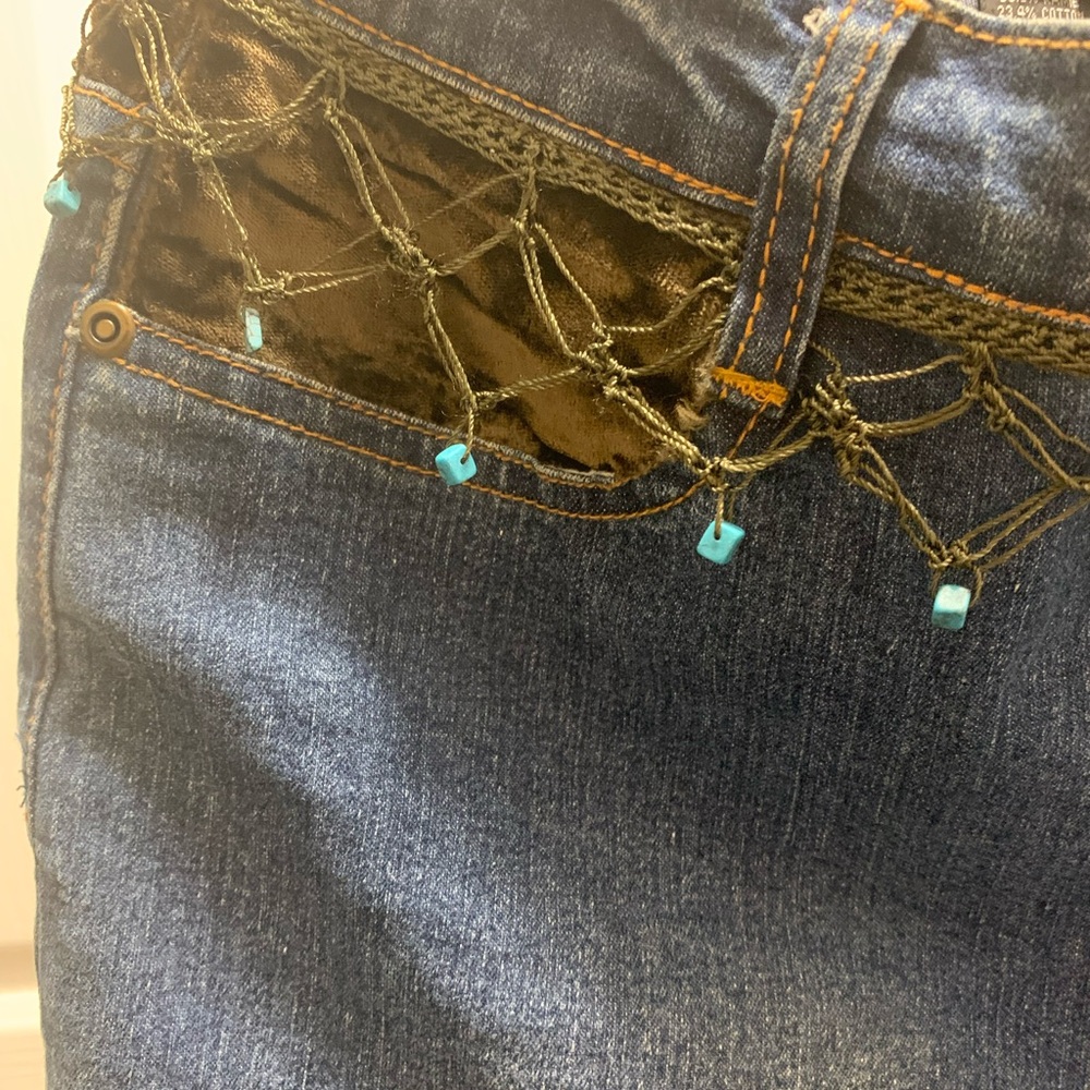 Isabel denim Blue Jeans with accent fringe & beads at waist size 10